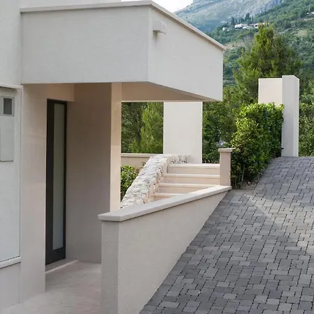 Lukic Villa Makarska