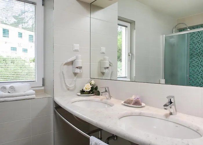 Lukic מאקרסקה