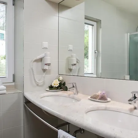 Lukic 马卡尔斯卡